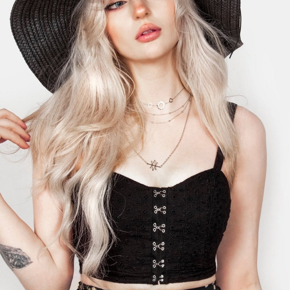 Disturbia FREYA BRODERIE BRALET NWT corset inspired sweetheart neckline UK18